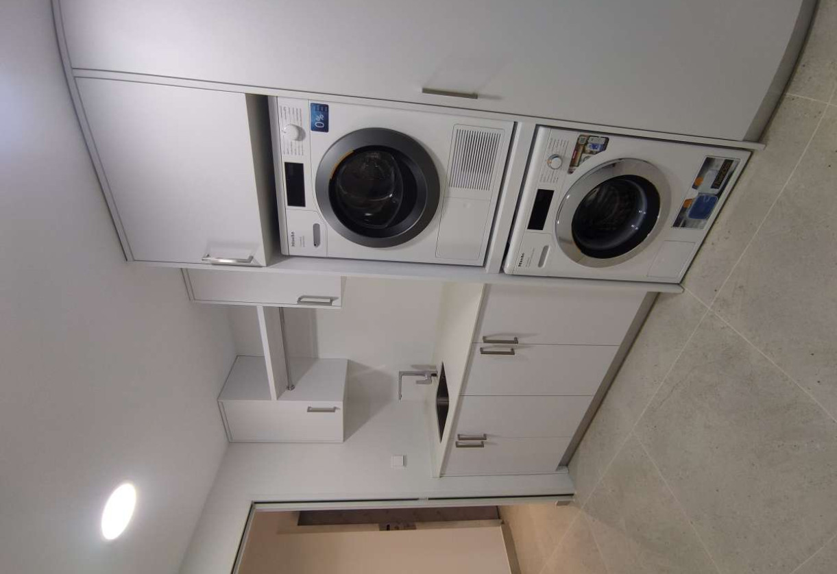 Resale · detached house · Altea