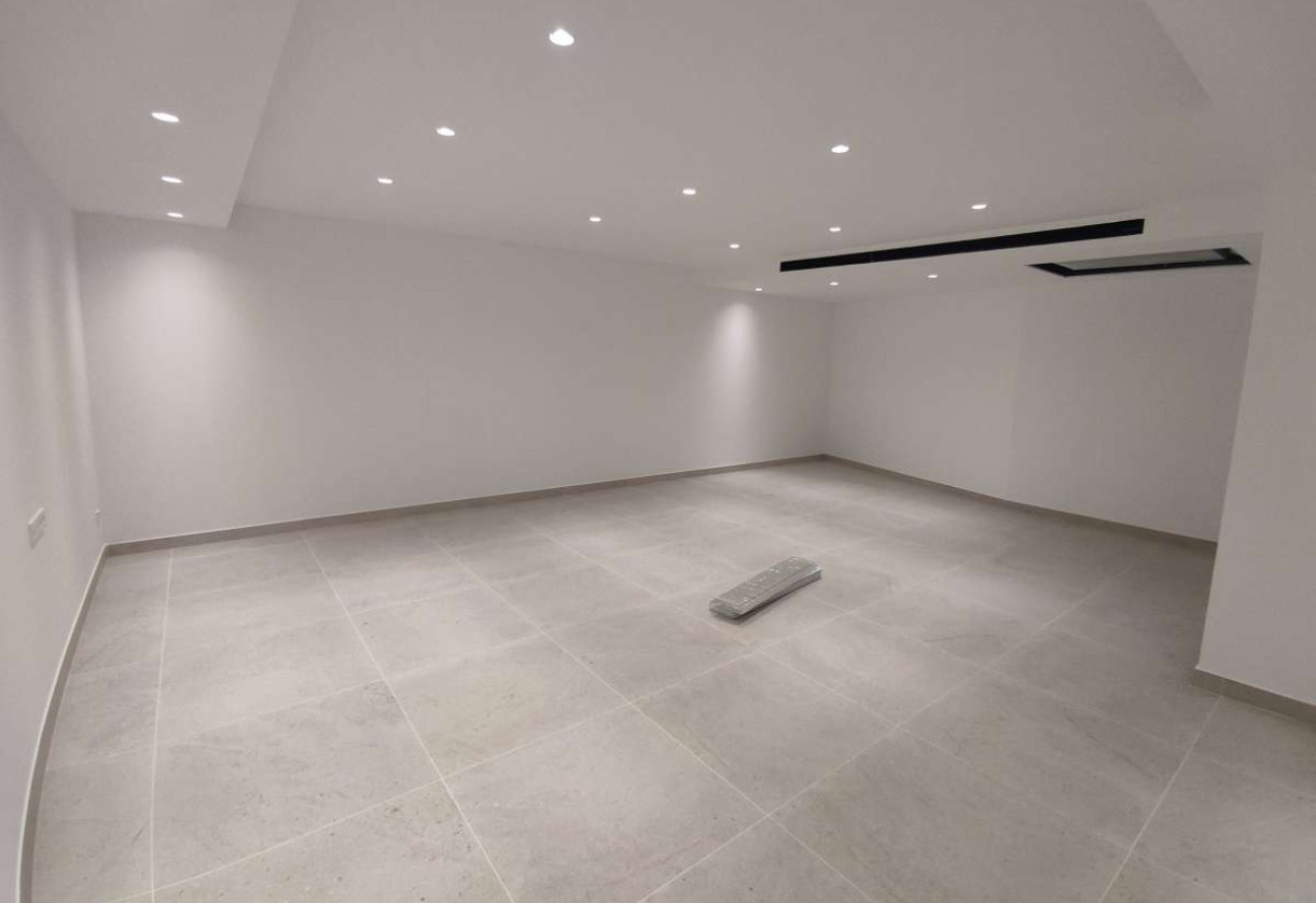 Resale · detached house · Altea