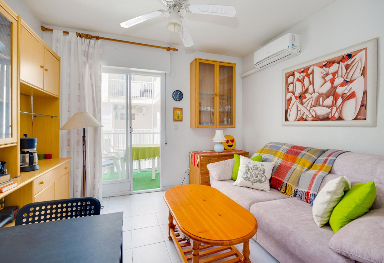 Rynek wtórny · Apartment · Torrevieja · Playa del Cura