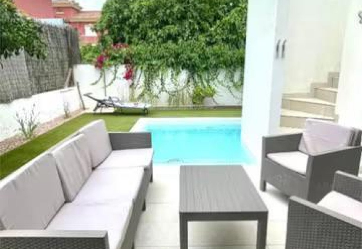 Rynek wtórny · Chalet · Orihuela Costa · Lomas de Cabo Roig