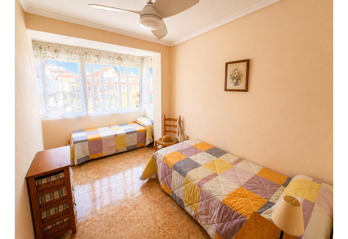 Rynek wtórny · APARTAMENTO · Torrevieja · La mata