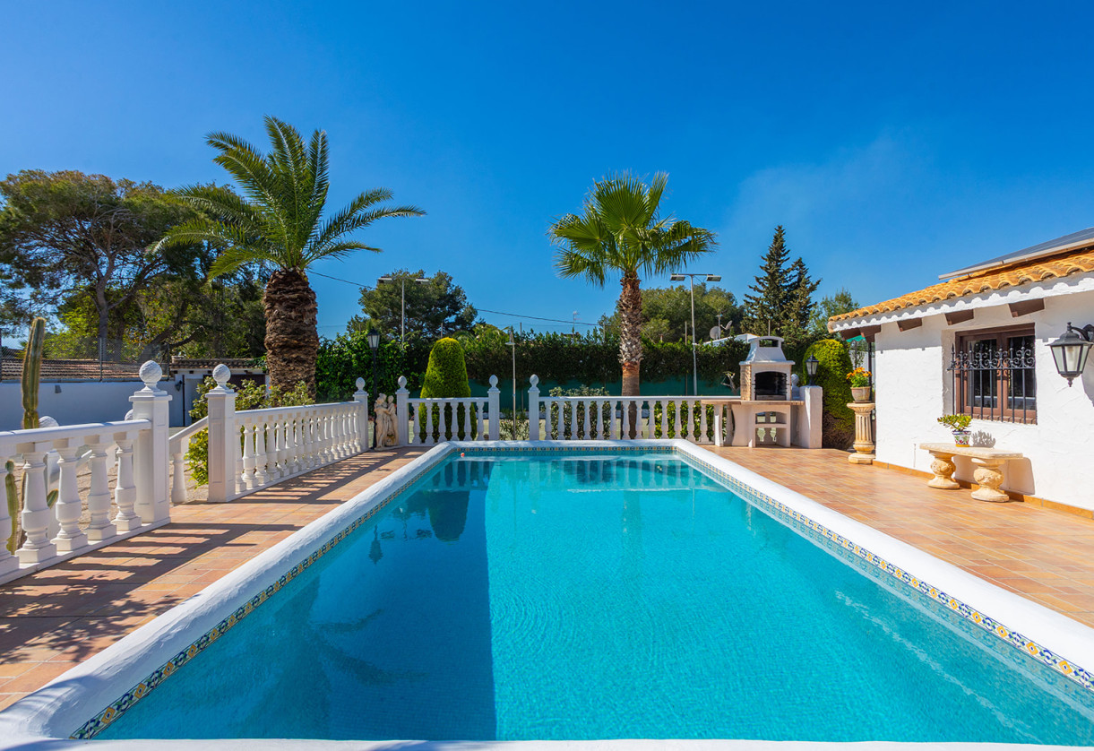 Rynek wtórny · Villa · Orihuela · Orihuela Costa