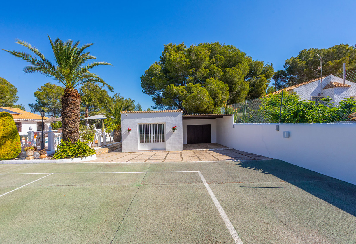Rynek wtórny · Villa · Orihuela · Orihuela Costa