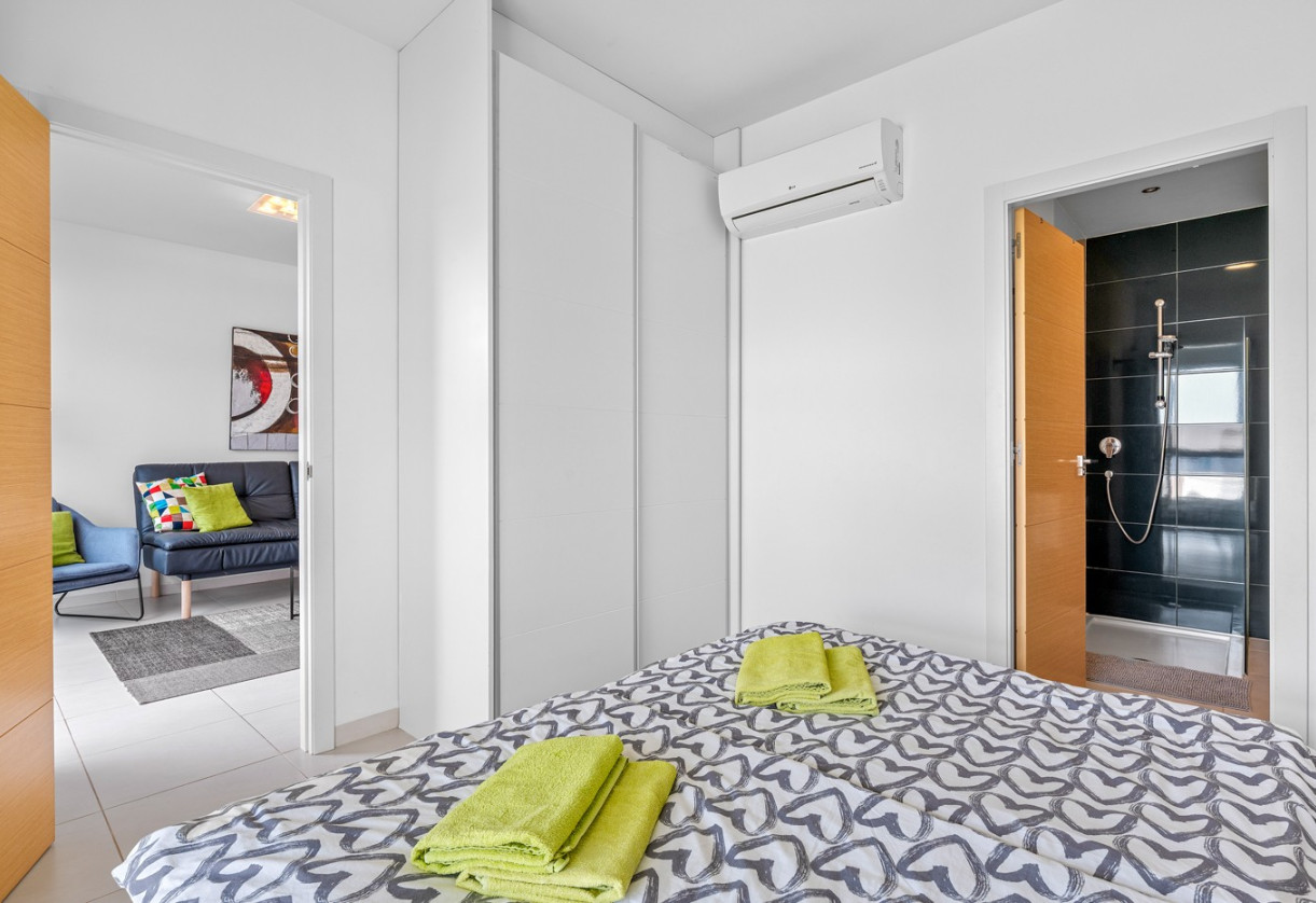 Rynek wtórny · Apartments · Orihuela Costa · La Zenia