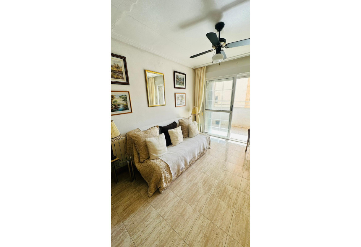Rynek wtórny · Apartment · Torrevieja · Urbanización San Luis