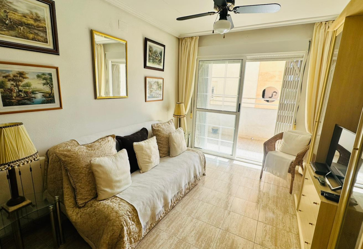 Rynek wtórny · Apartment · Torrevieja · Urbanización San Luis