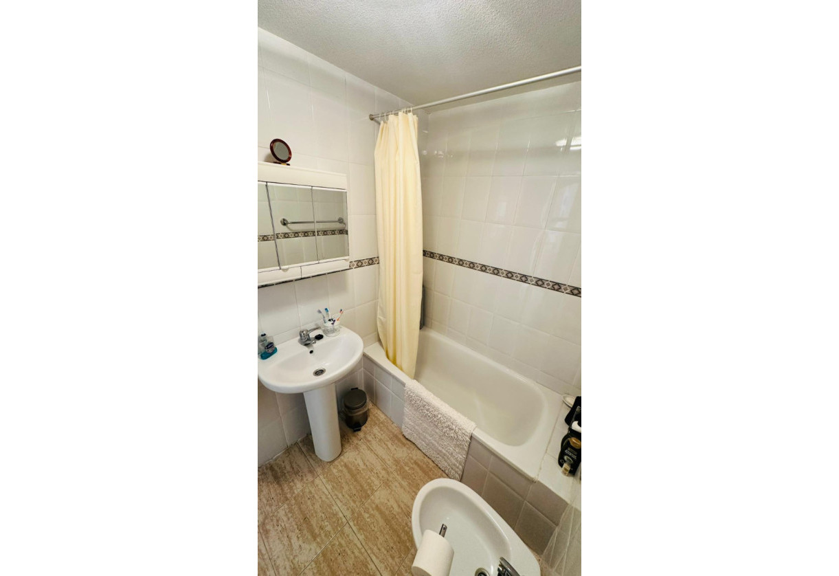 Rynek wtórny · Apartment · Torrevieja · Urbanización San Luis
