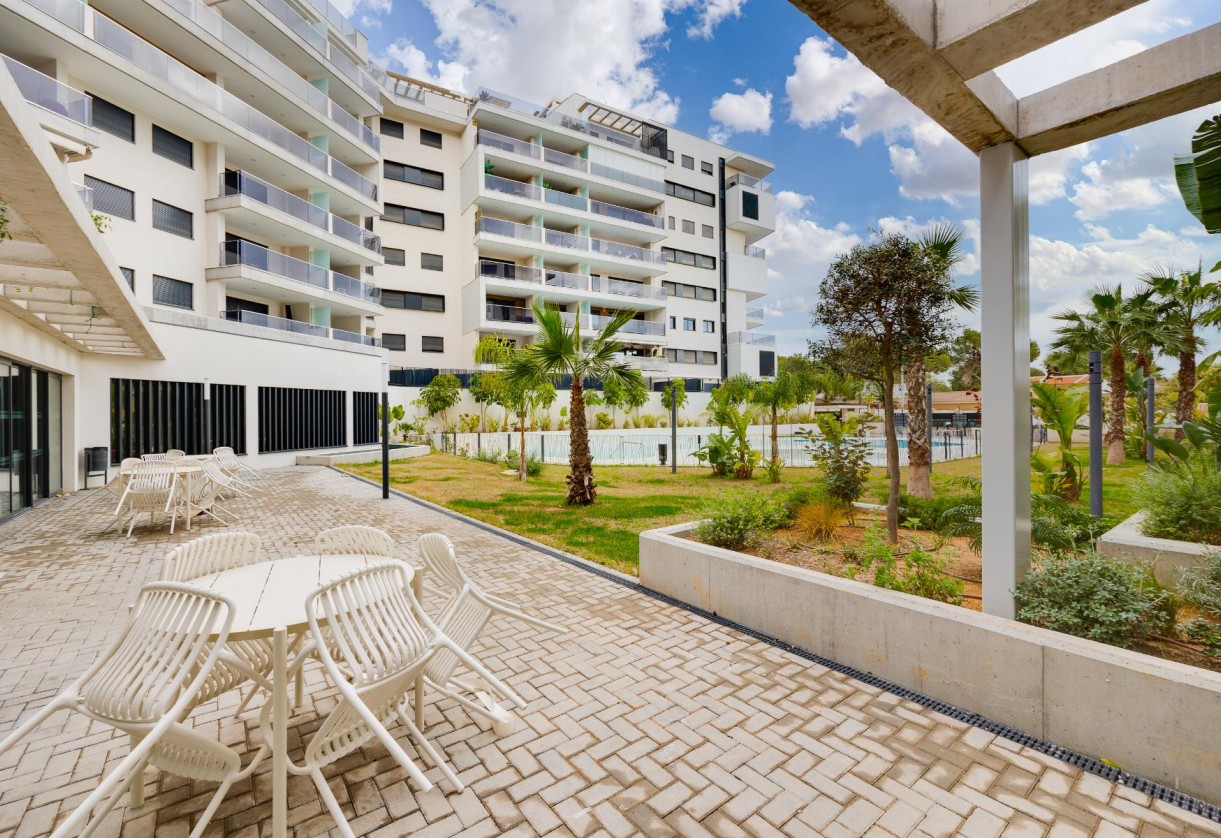 Sale · Atico · Orihuela Costa · Campoamor