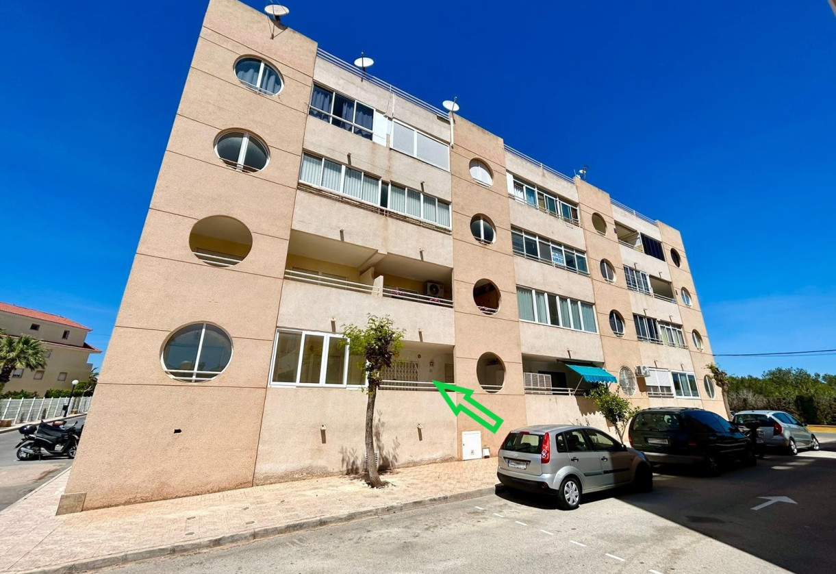 Rynek wtórny · Apartment · Torrevieja · Urbanización San Luis