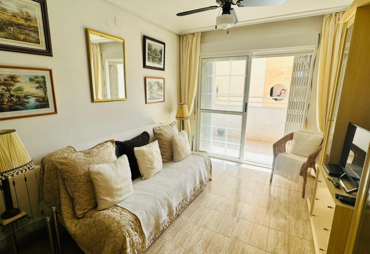 Rynek wtórny · Apartment · Torrevieja · Urbanización San Luis