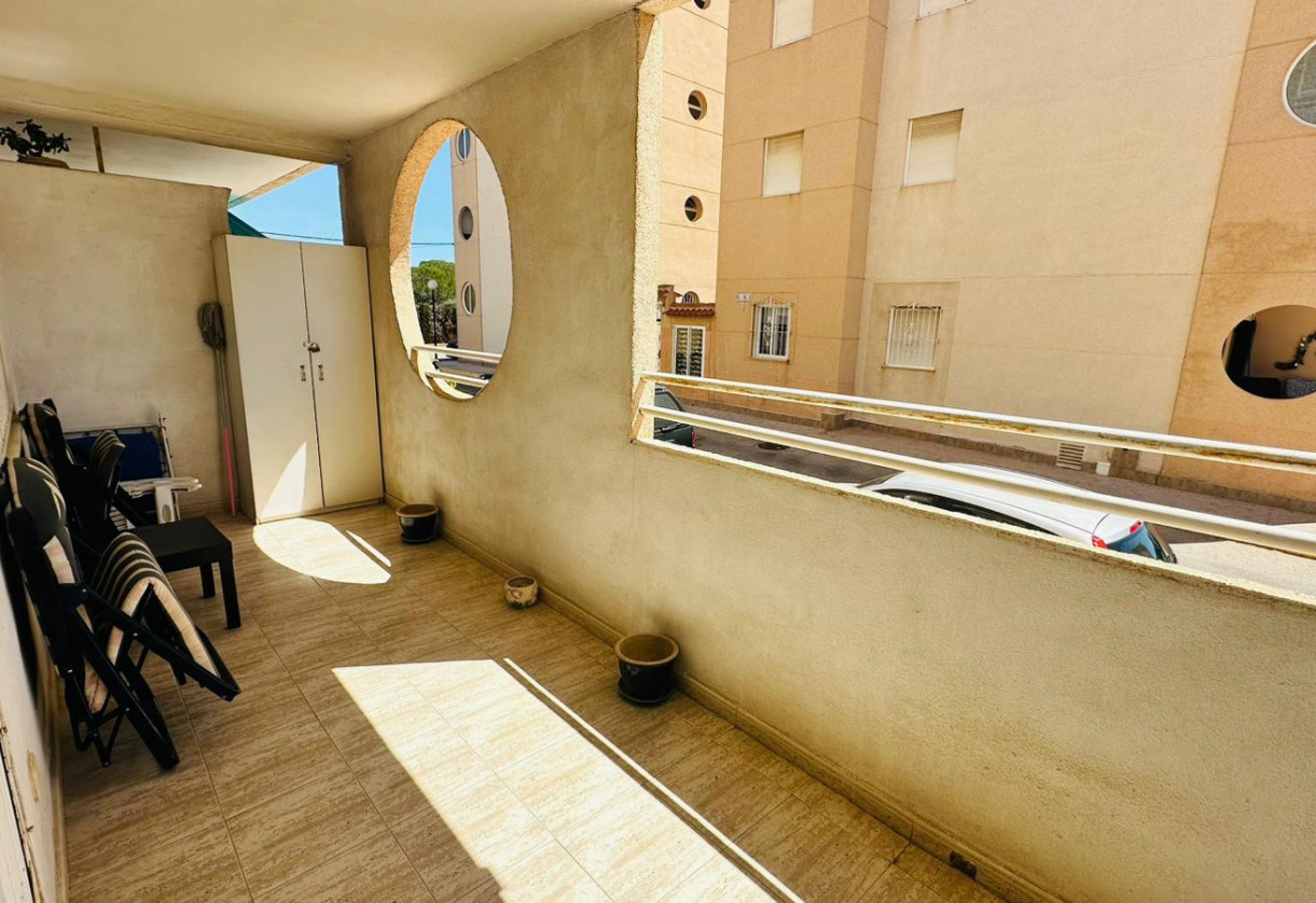 Rynek wtórny · Apartment · Torrevieja · Urbanización San Luis