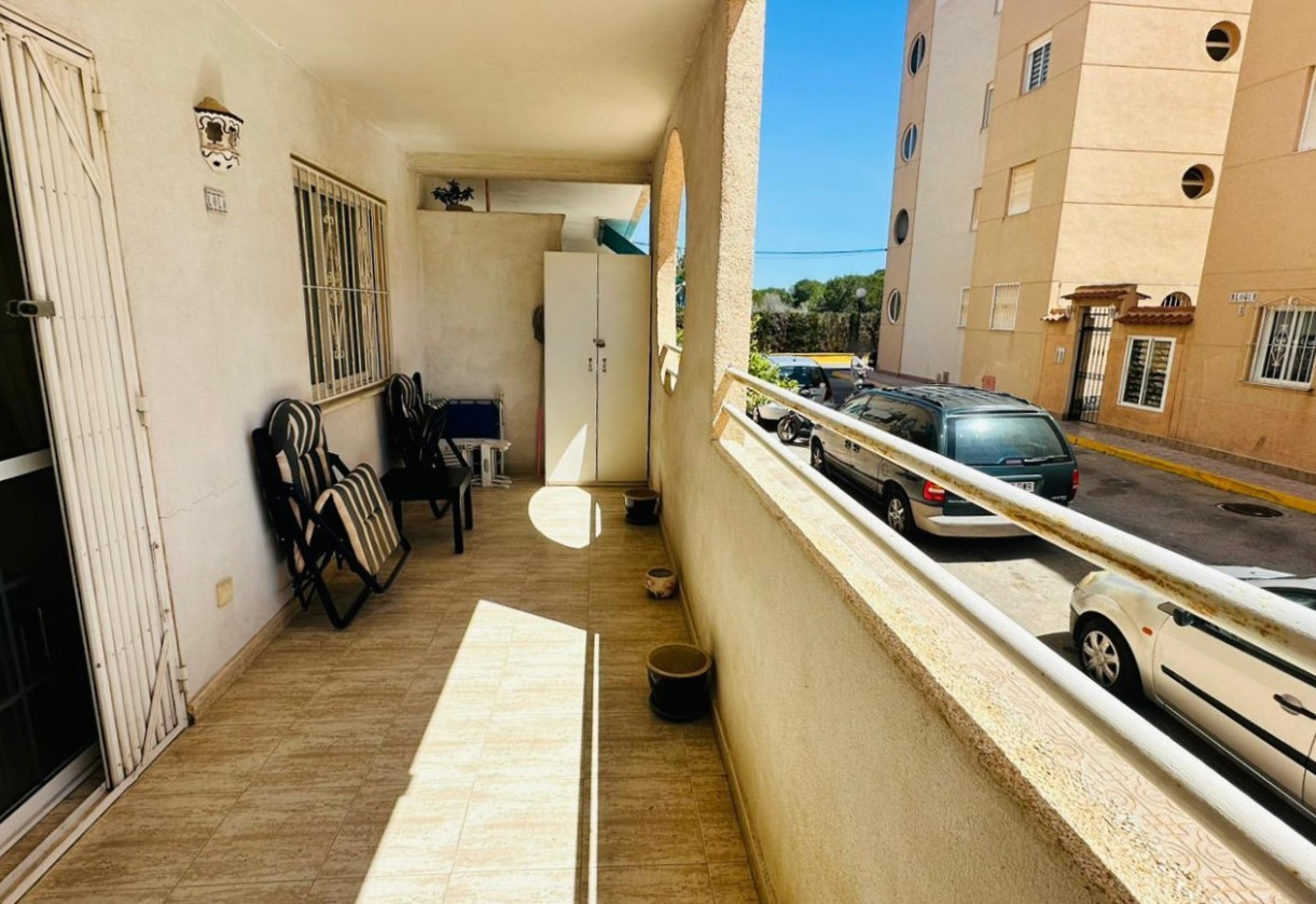 Rynek wtórny · Apartment · Torrevieja · Urbanización San Luis