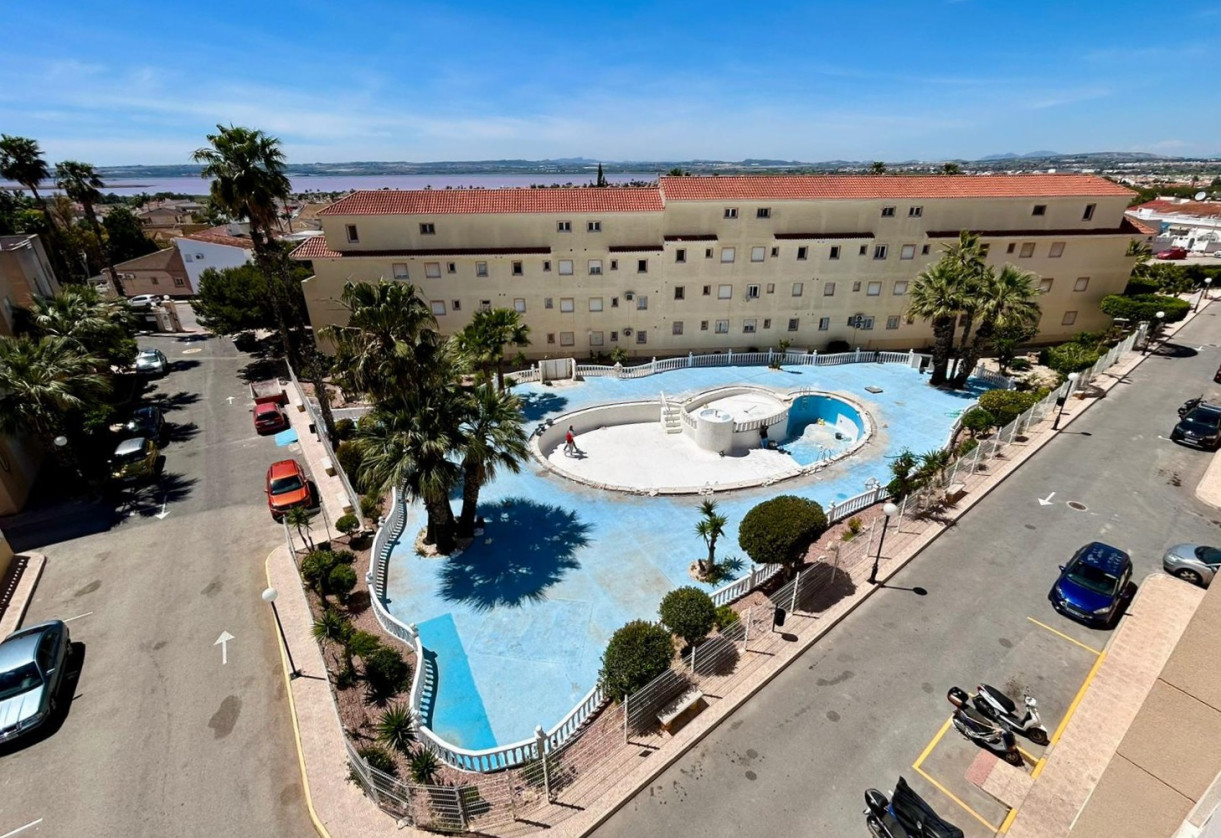 Rynek wtórny · Apartment · Torrevieja · Urbanización San Luis
