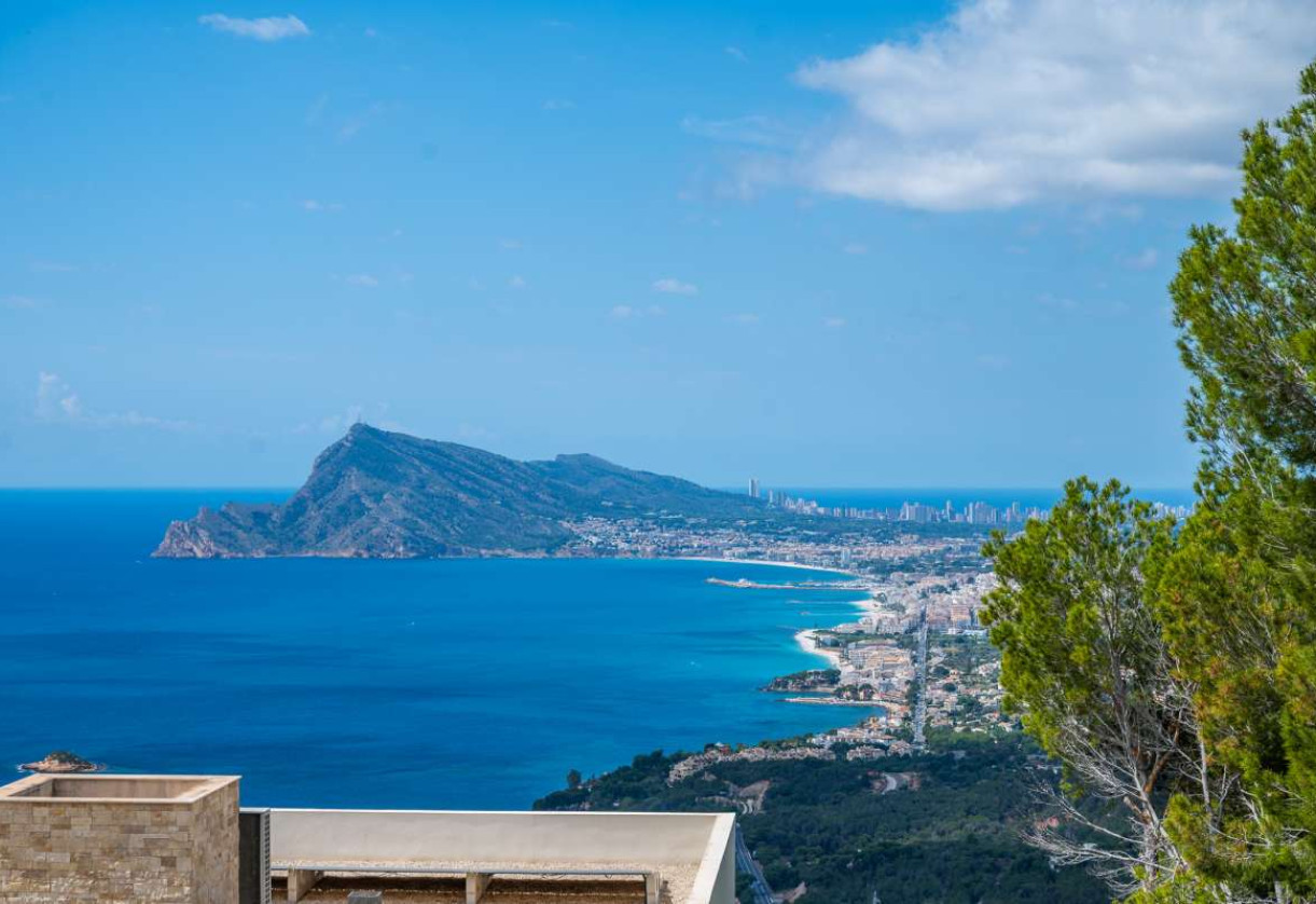 Sale · detached house · Altea