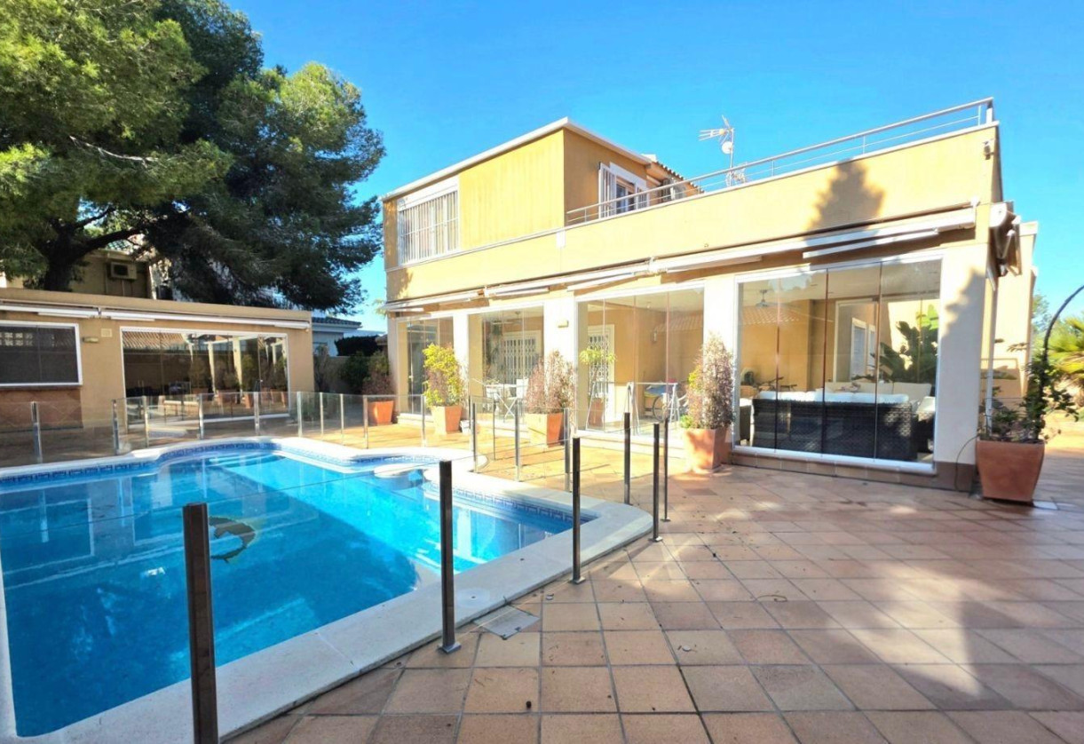 Rynek wtórny · Villa · Dehesa de campoamor · Campoamor