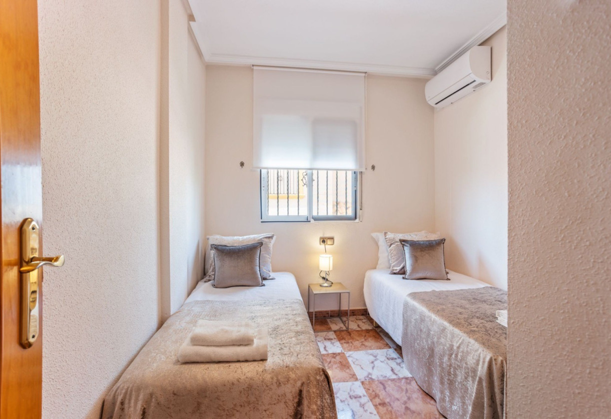 Rynek wtórny · Villa · Orihuela Costa · La Regia