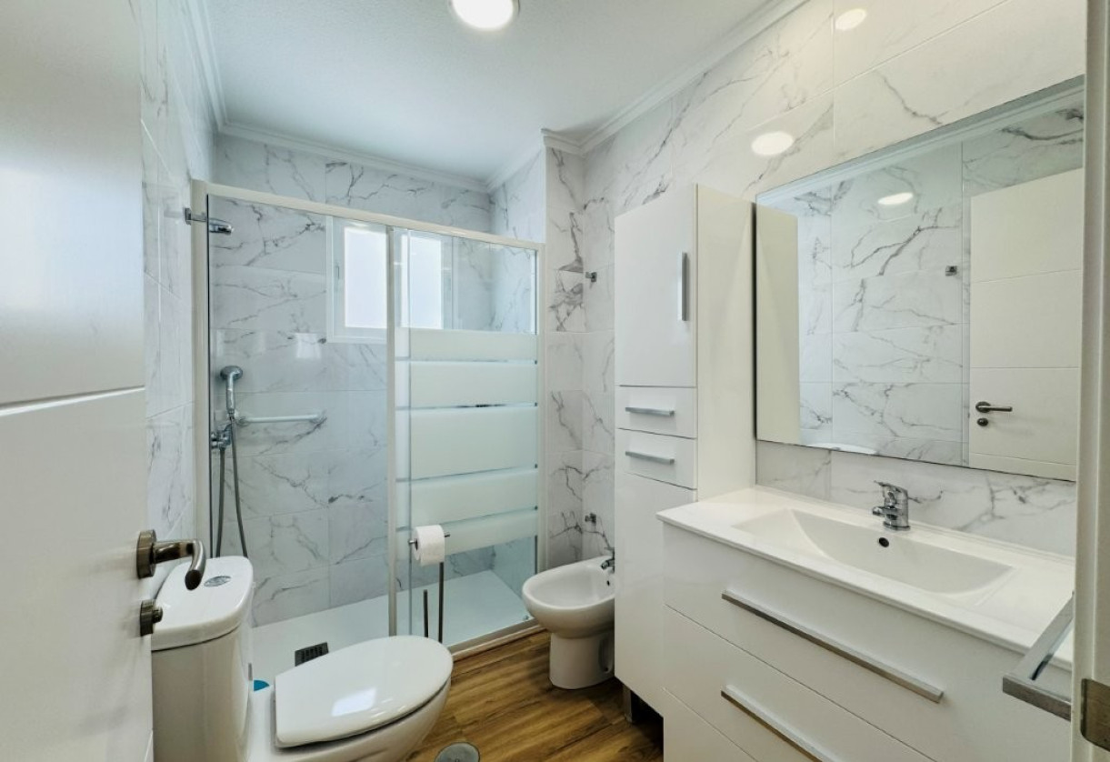 Rynek wtórny · Apartment · Guardamar del Segura · Pueblo