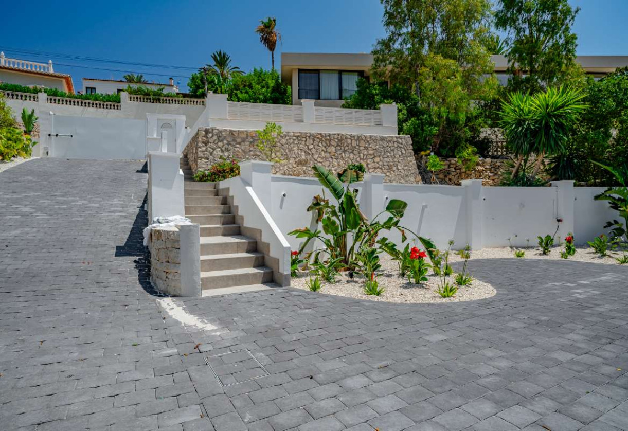 Resale · detached house · Calpe