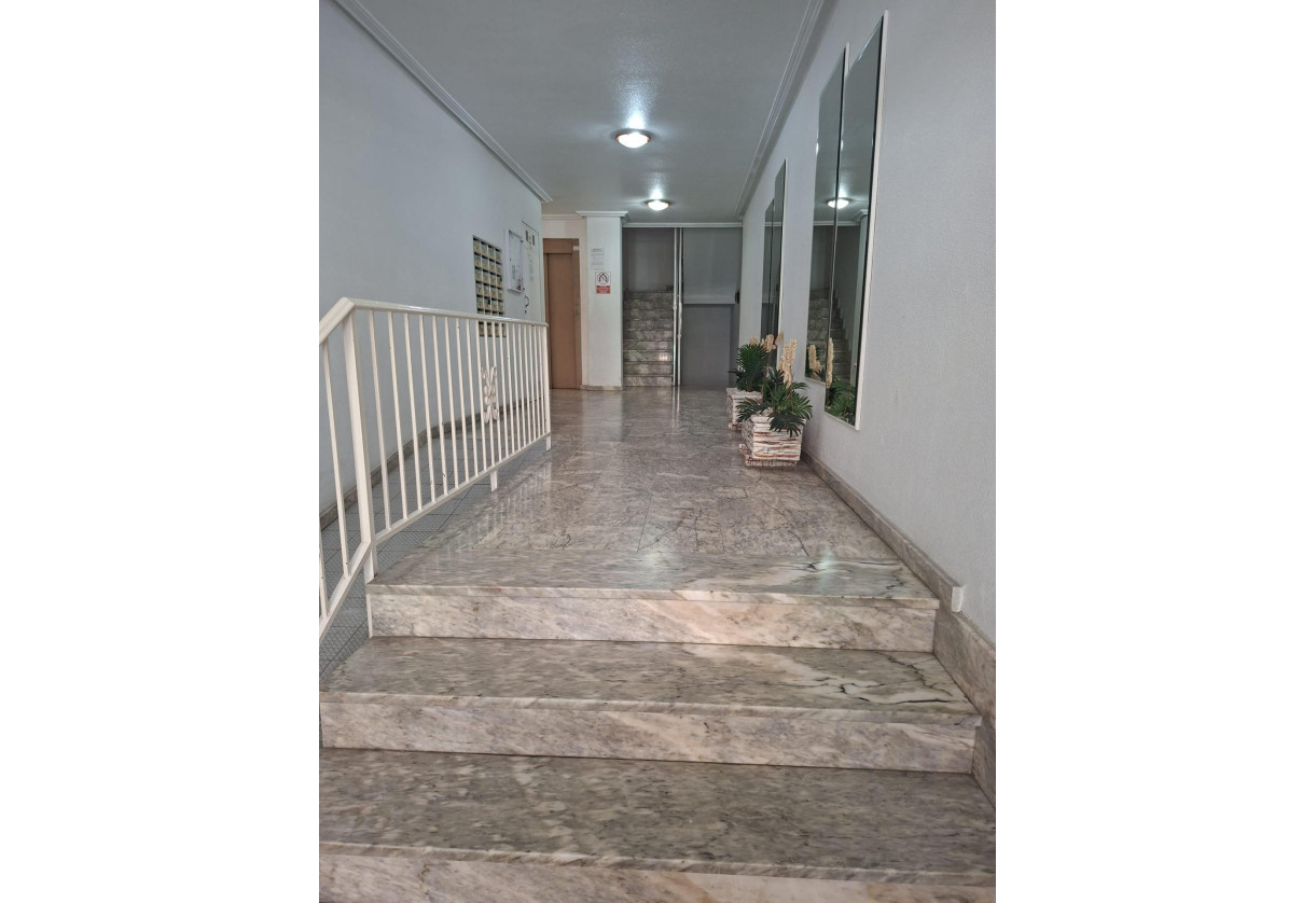 Rynek wtórny · Apartment · Torrevieja · Habaneras