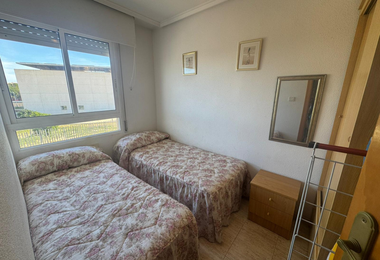 Sale · APARTAMENTO · Torrevieja · Playa del Acequión