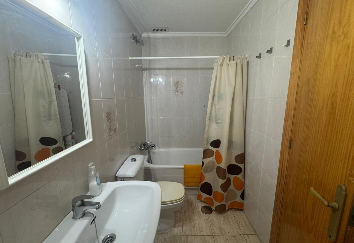 Sale · APARTAMENTO · Torrevieja · Playa del Acequión