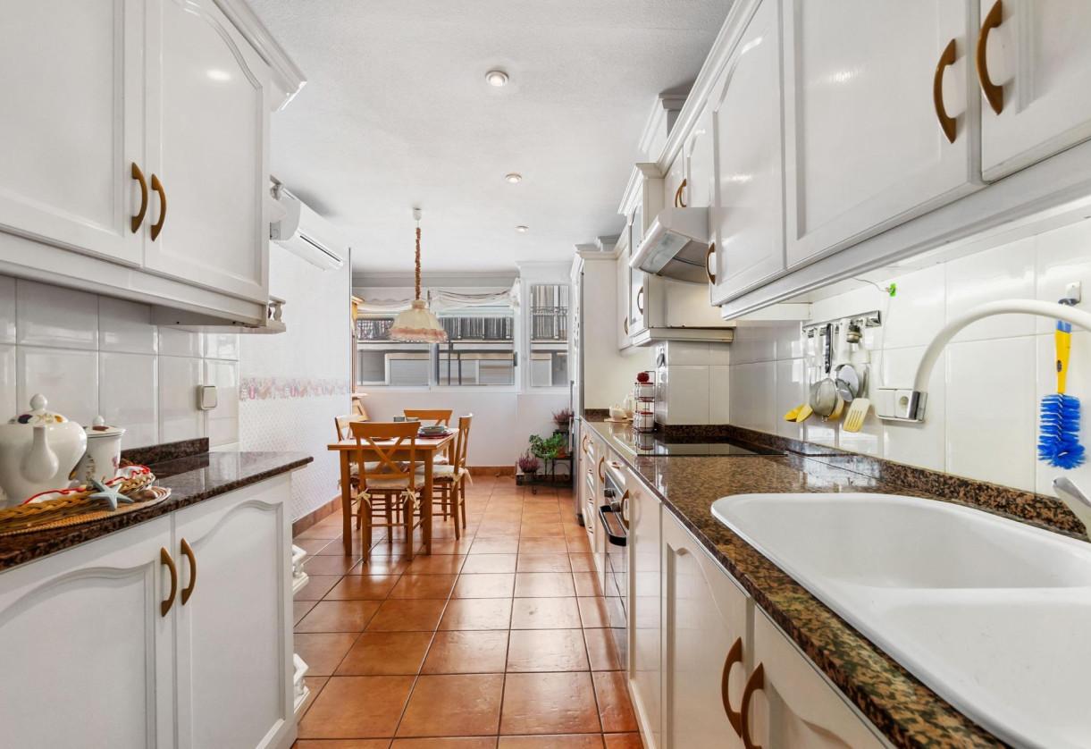 Sale · Apartment · Torrevieja · Centro - Muelle Pesquero