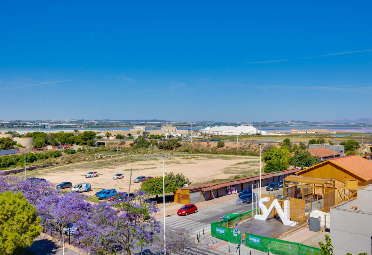 Sale · APARTAMENTO · Torrevieja · Playa del Acequión