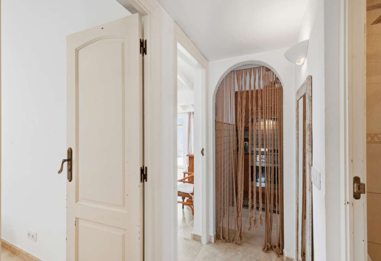 Rynek wtórny · detached house · Moraira