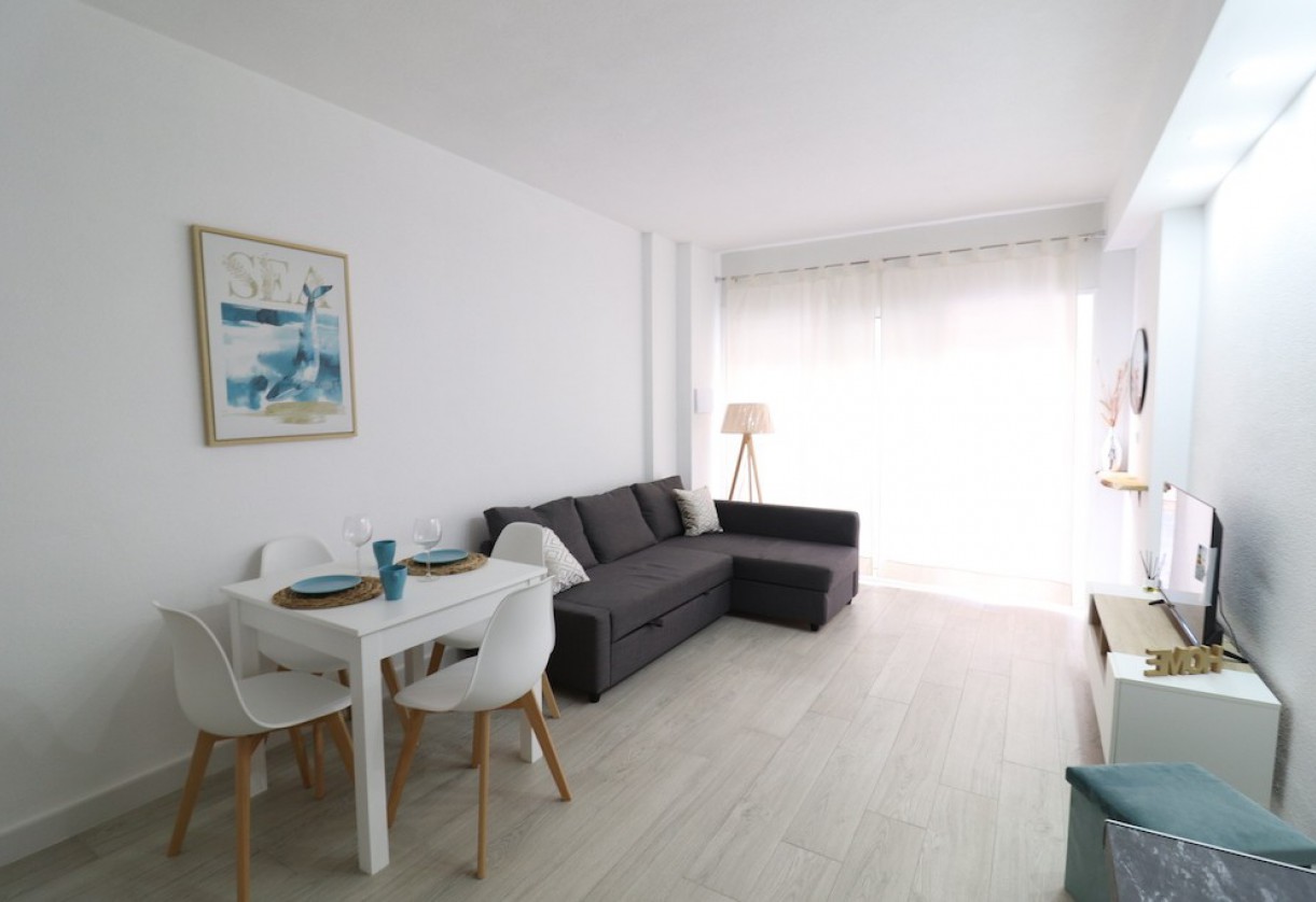 Reventa · APARTAMENTO · Orihuela Costa · Playa Flamenca