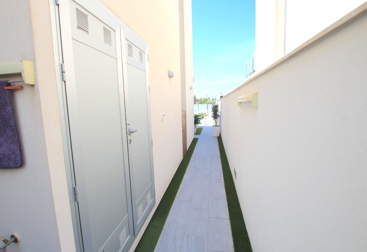 Sale · Villa · Daya Vieja