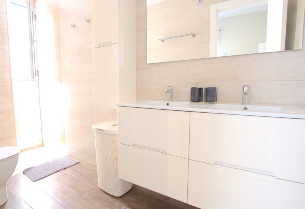 Sale · Villa · Daya Vieja