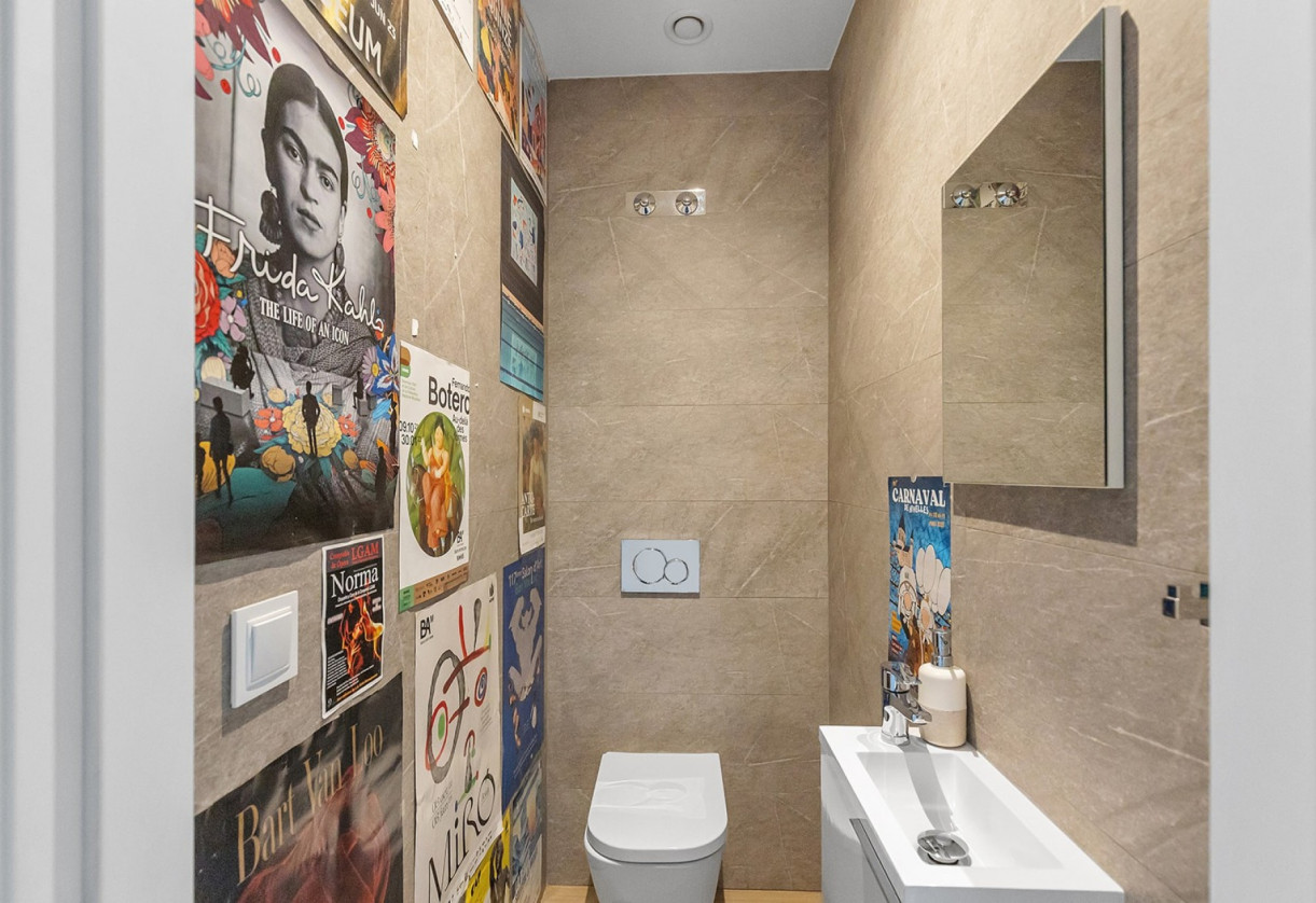 Resale · Villa / Detached · Benijofar
