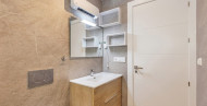 Resale · Villa / Detached · Benijofar