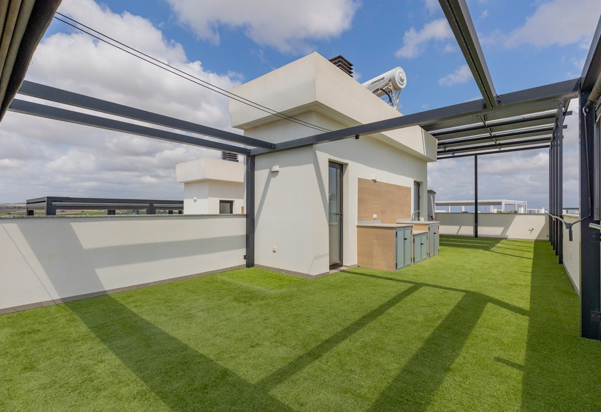 Resale · Villa / Detached · Benijofar