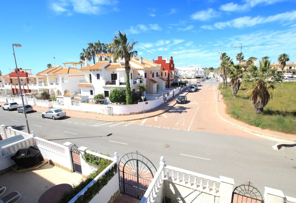 Resale · Apartment · Ciudad Quesada - Doña Pepa