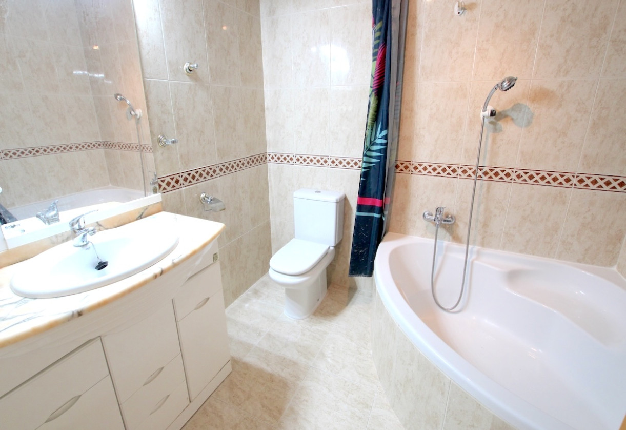 Resale · Apartment · Ciudad Quesada - Doña Pepa