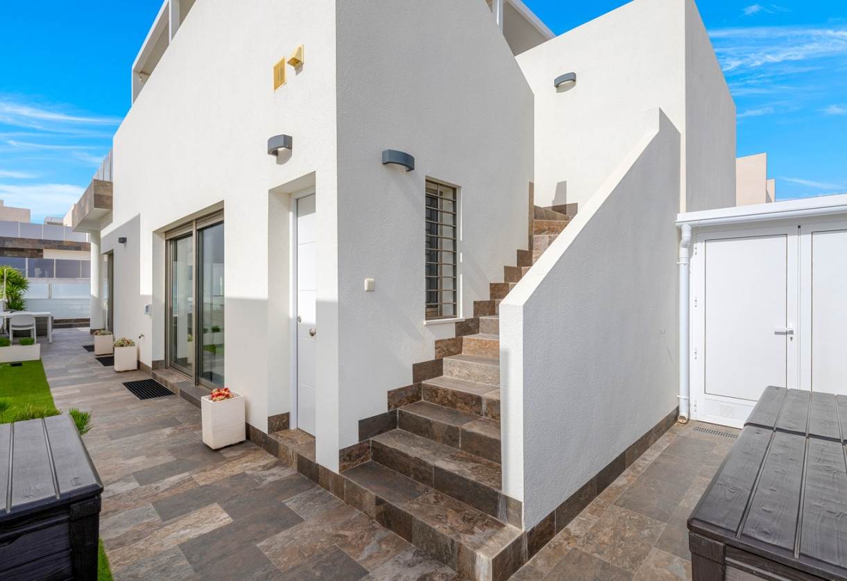 Sale · Villa · Orihuela Costa · Villamartín