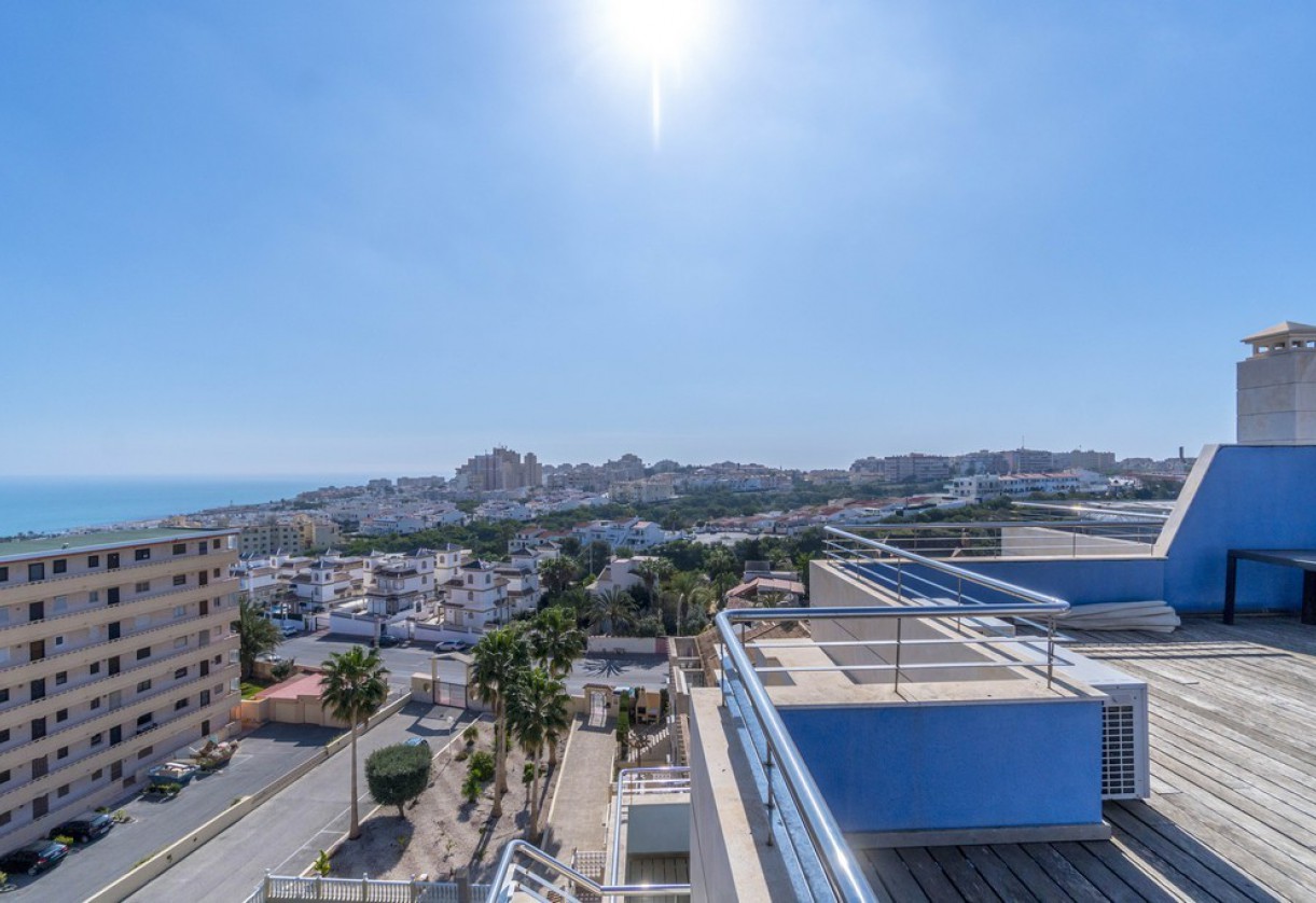 Sale · penthouse · Torrevieja · La mata