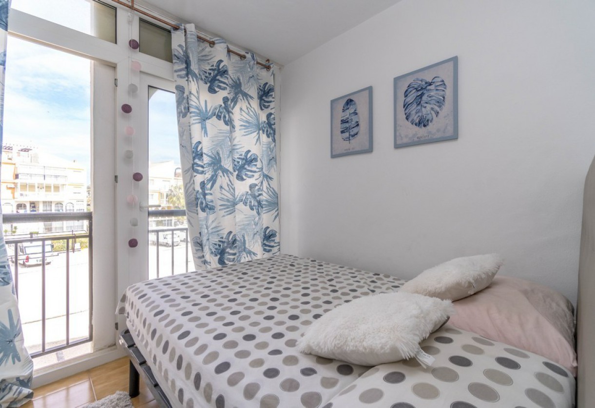 Rynek wtórny · Studios · Torrevieja