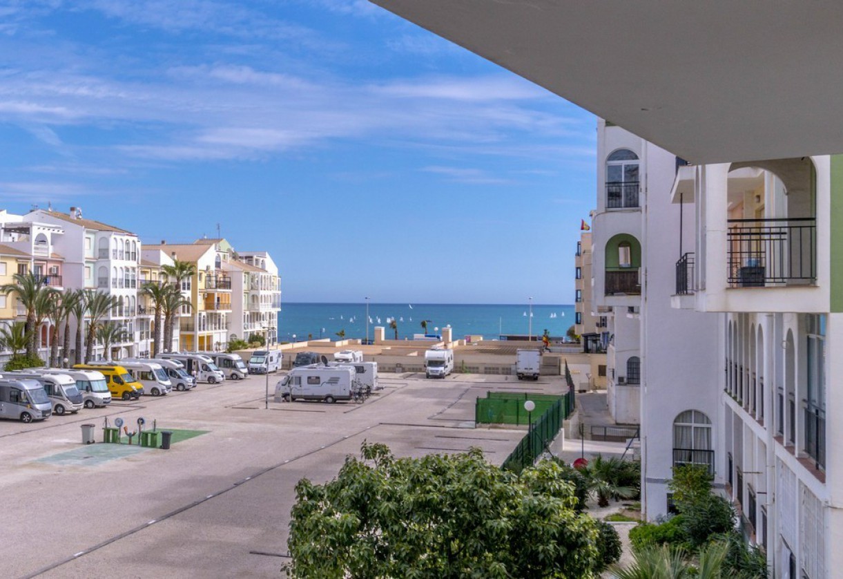 Rynek wtórny · Studios · Torrevieja