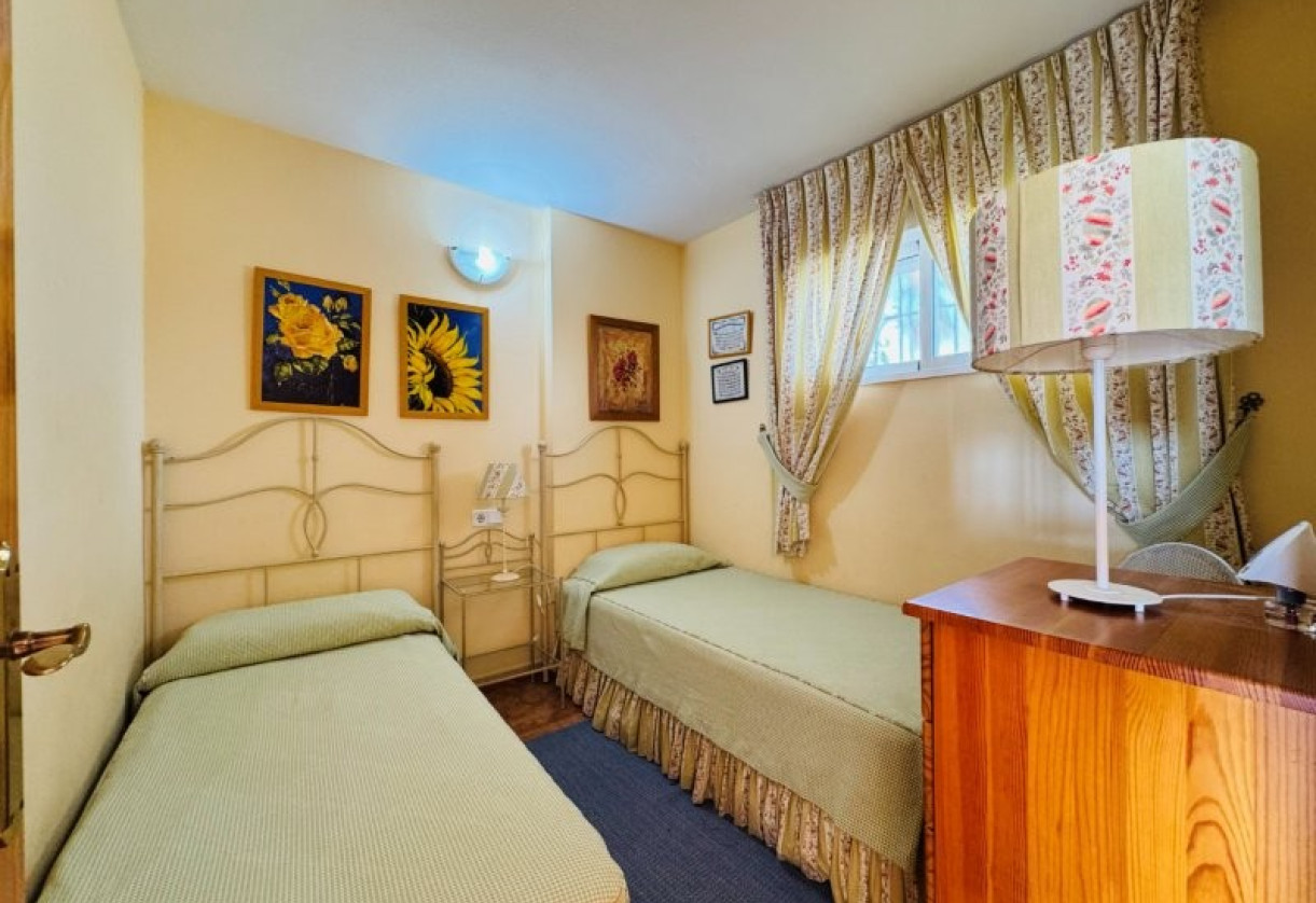 Sale · Apartment · Torrevieja · Aguas nuevas 1