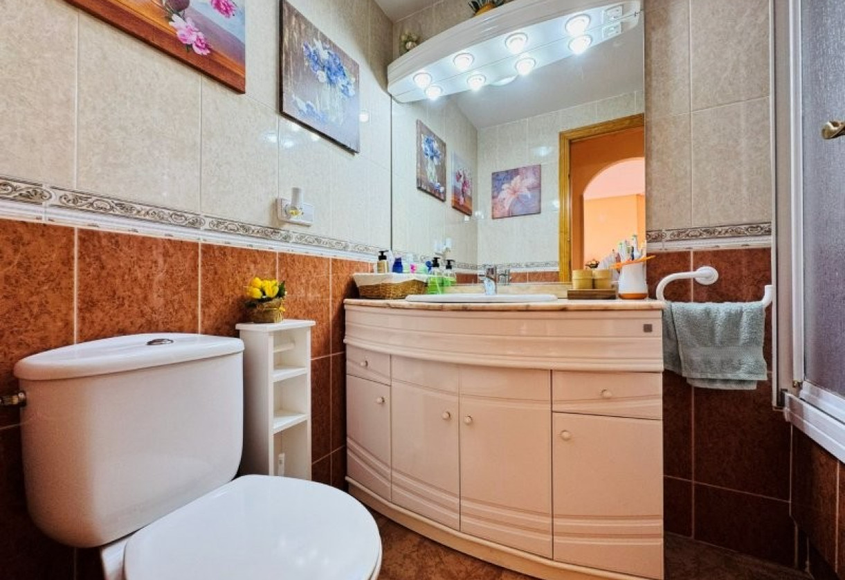 Sale · Apartment · Torrevieja · Aguas nuevas 1