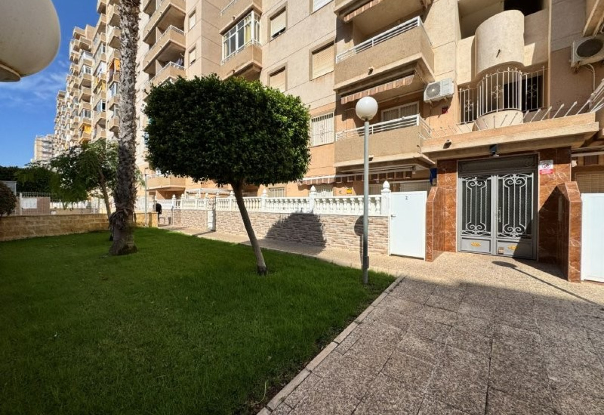 Sale · Apartment · Torrevieja · Aguas nuevas 1