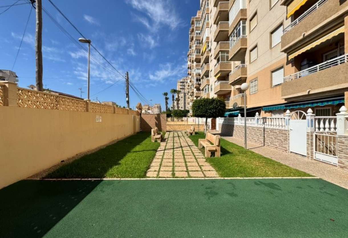 Sale · Apartment · Torrevieja · Aguas nuevas 1