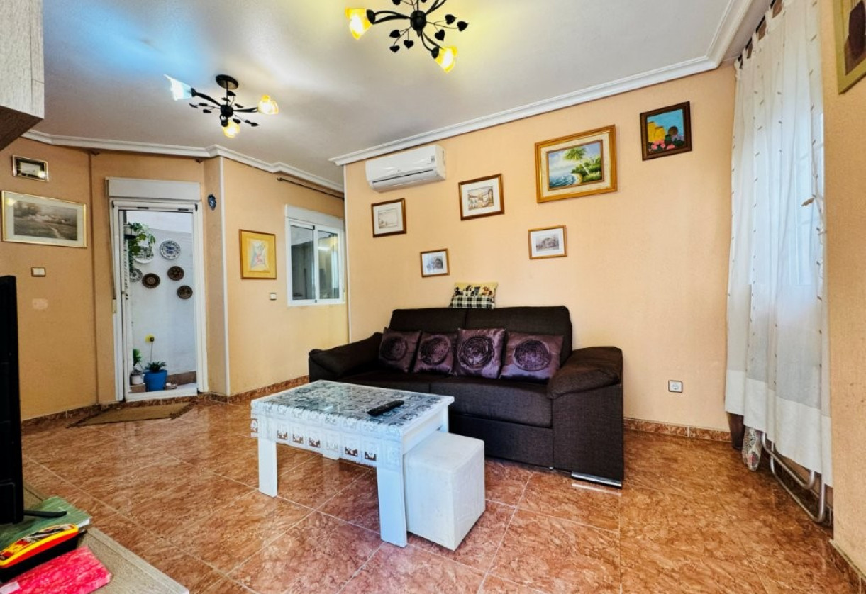 Resale · Apartment · La Mata