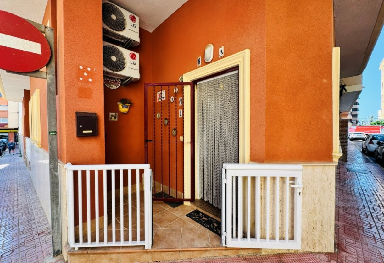 Resale · Apartment · La Mata