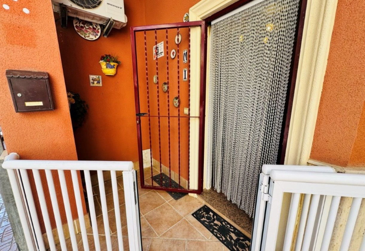 Resale · Apartment · La Mata