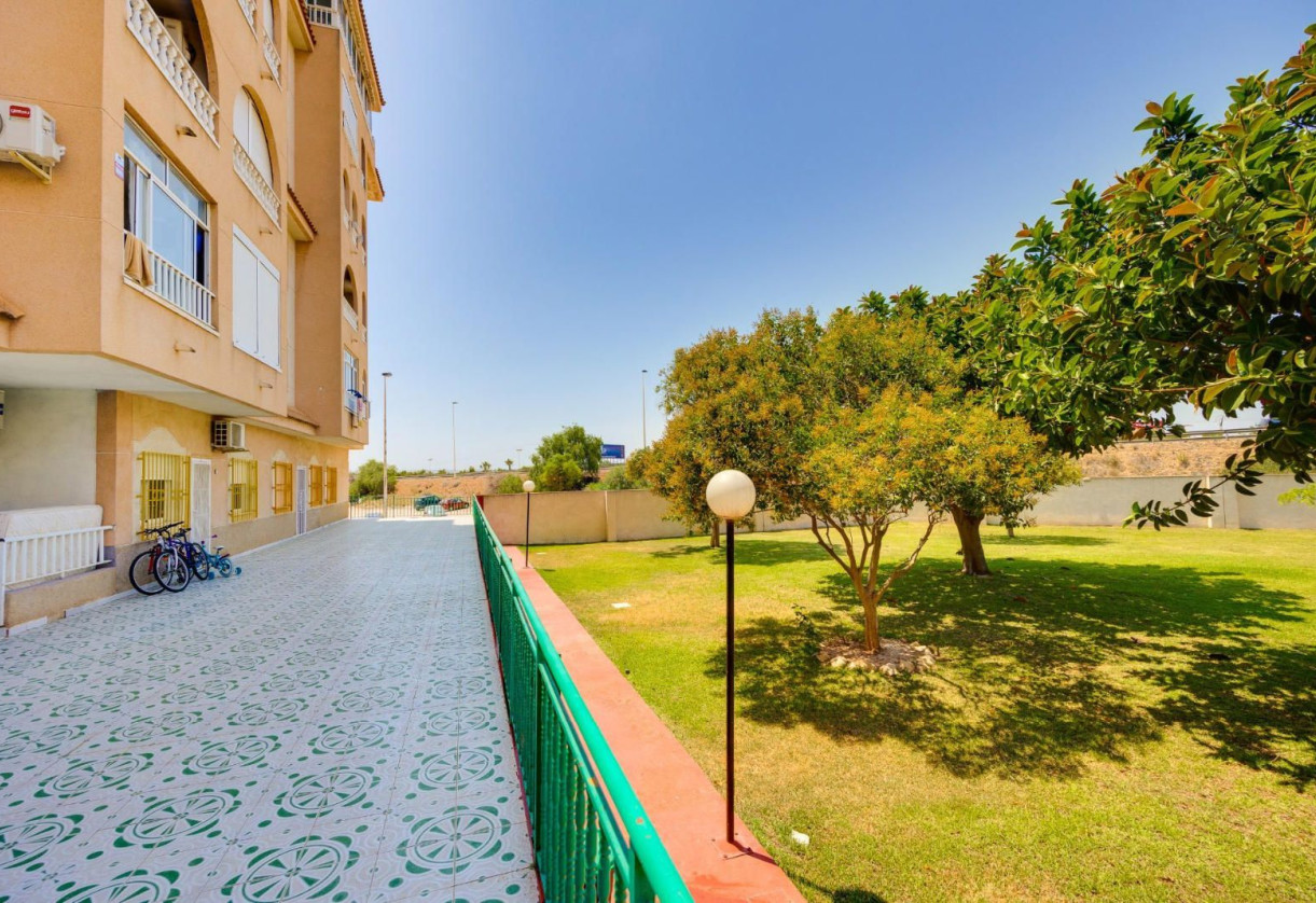 Sale · Apartment · Torrevieja · Parque las naciones