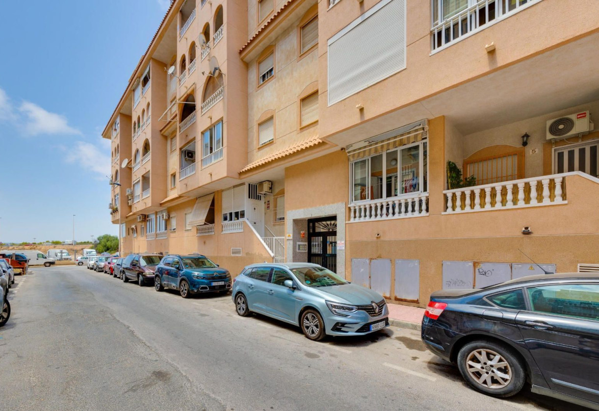 Sale · Apartment · Torrevieja · Parque las naciones