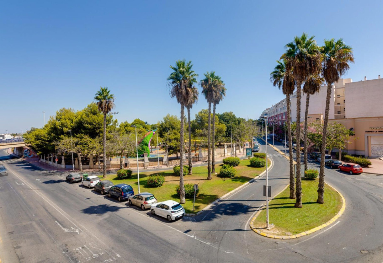 Sale · Apartment · Torrevieja · Parque las naciones